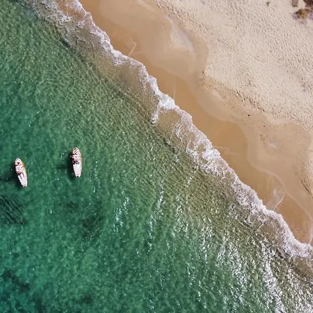 Vrettos Beachfront Апартаменты Плака