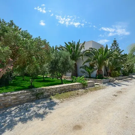 Vrettos Beachfront Апартаменты Плака