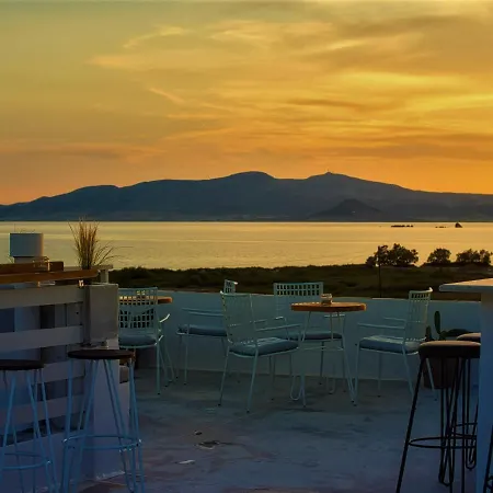 Vrettos Beachfront * Плака