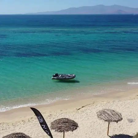 Vrettos Beachfront Апартаменты *