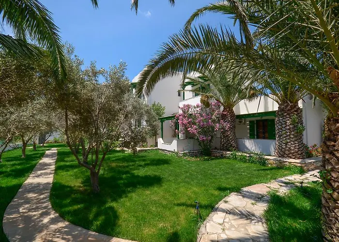 Vrettos Beachfront Lejlighed Pláka