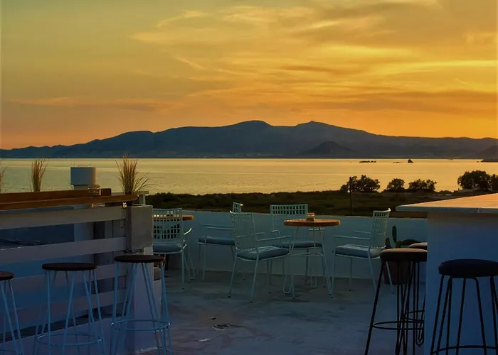 Vrettos Beachfront * Πλάκα