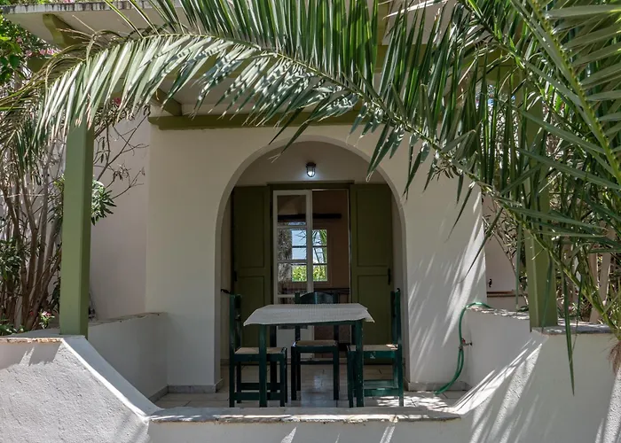 Vrettos Beachfront Pláka